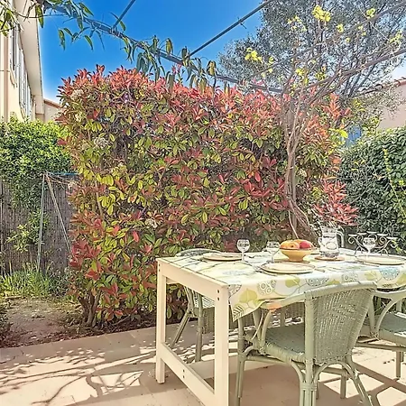 Family L'hippocampe 4 To 5 People Holiday home